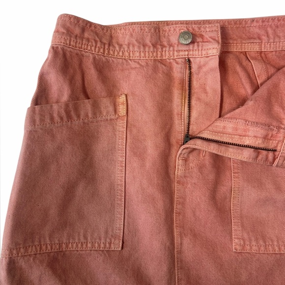Madewell Coral Mini Skirt with Front Patch Pockets - Picture 2 of 6